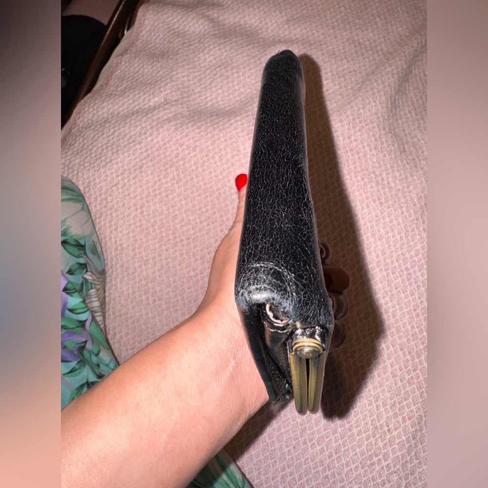 HOBO Halo Vintage-style Black Leather Wallet with Gold Accents - Picture 8 of 8